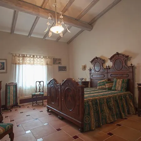 Humbourg Villa *